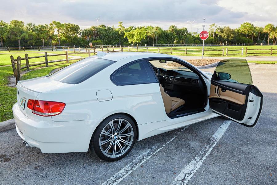  BMW M3 Coupe (E92) 2008 года  (фото 45 из 83)